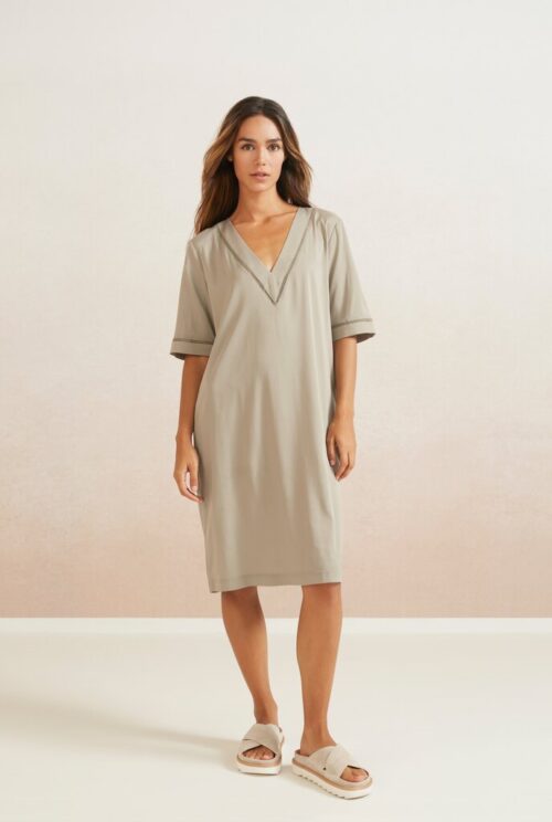 Dress with V-neck and shorts sleeves in wide fit - Army Green